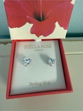 Stella Rose London Sterling Silver Heart Cut Stud Earrings New in Box